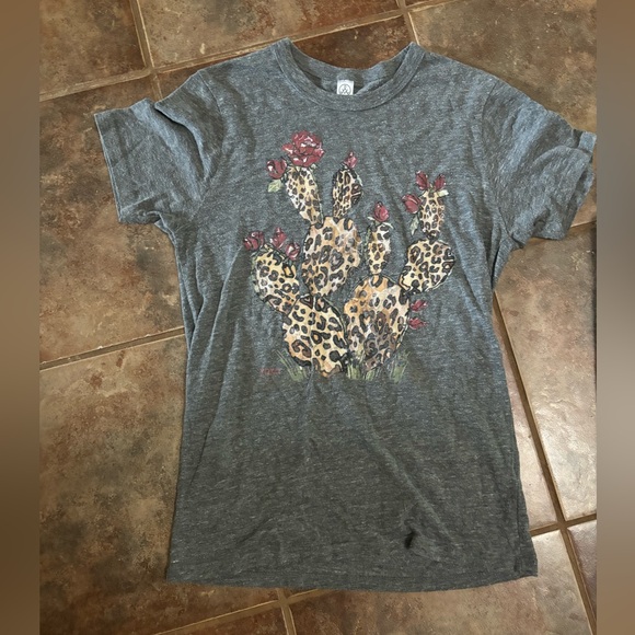 Cute cactus graphic T - Picture 1 of 1